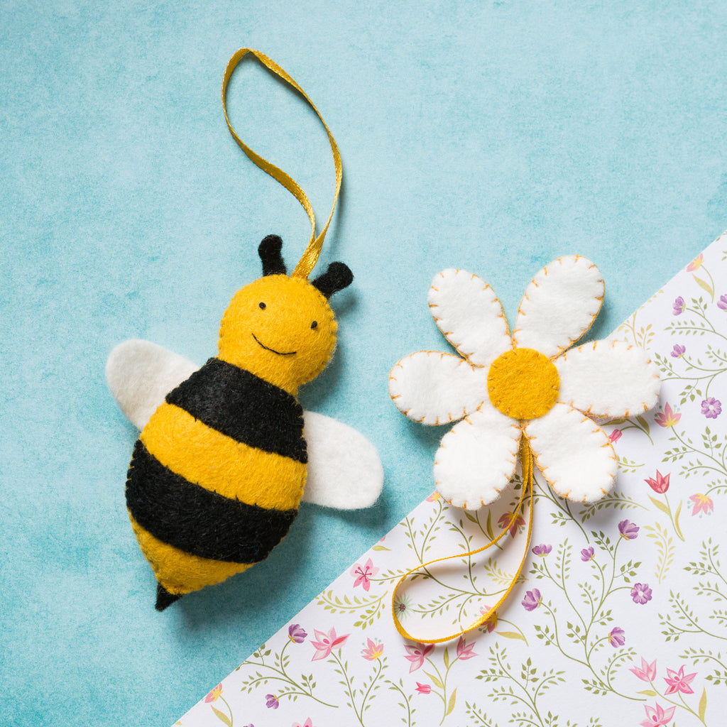 Corinne Lapierre Wool Felt Kit | Bee & Flower
