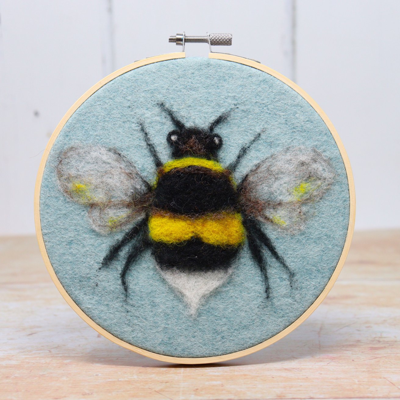 Bee in a Hoop Needle Felting Kit The Crafty Kit Co. - Oscar & Libby's